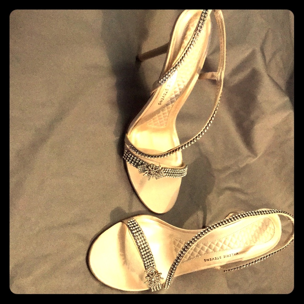 Evening shoes
